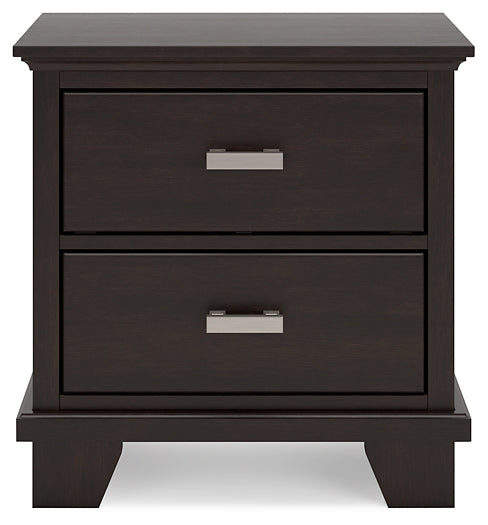 Covetown Full Panel Bed with Dresser and Nightstand