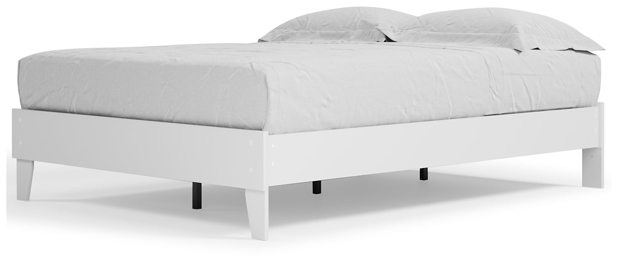 Piperton Queen Platform Bed with Dresser, Chest and Nightstand